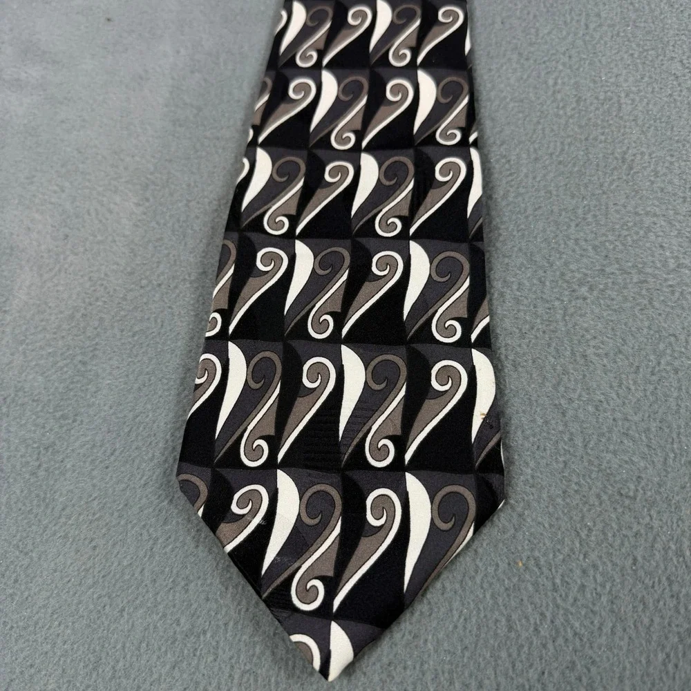 Courreges‎ Homme Mens Silk Necktie Black Grey White Geometric Swirl Italian Silk